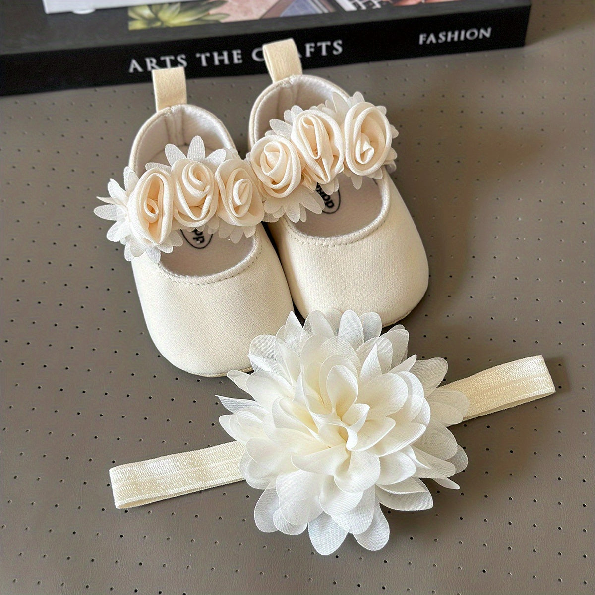 Baby Girls Flower Comfy Non-Slip Crib Shoes For First Walkers Newborn Infant, Spring And Summer