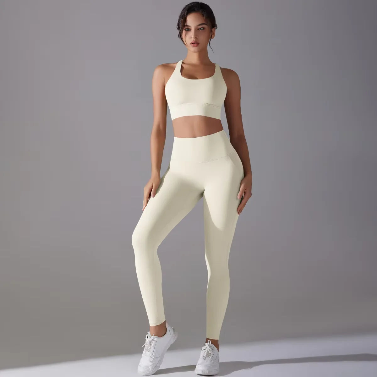 Women's Seamless Yoga Set for Fitness Sports Gym Workout Clothing with Solid Pattern Front Logo-Top and Sportswear Suit