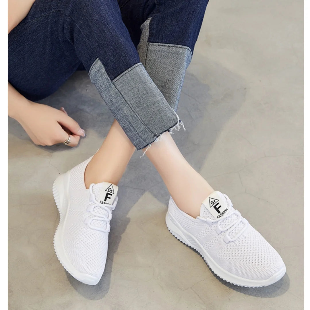 Women's shoes 2025 mesh breathable comfortable sports shoes soft sole lightweight fashion casual shoes