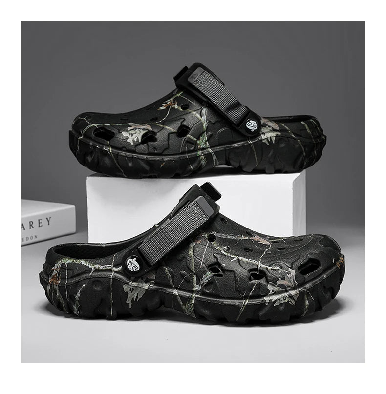 Summer Men Aqua Shoes Slippers EVA Men Outdoor Water Clogs Male Beach Shoes Fashion Water Shoes Luxury Sandals Comfort Home