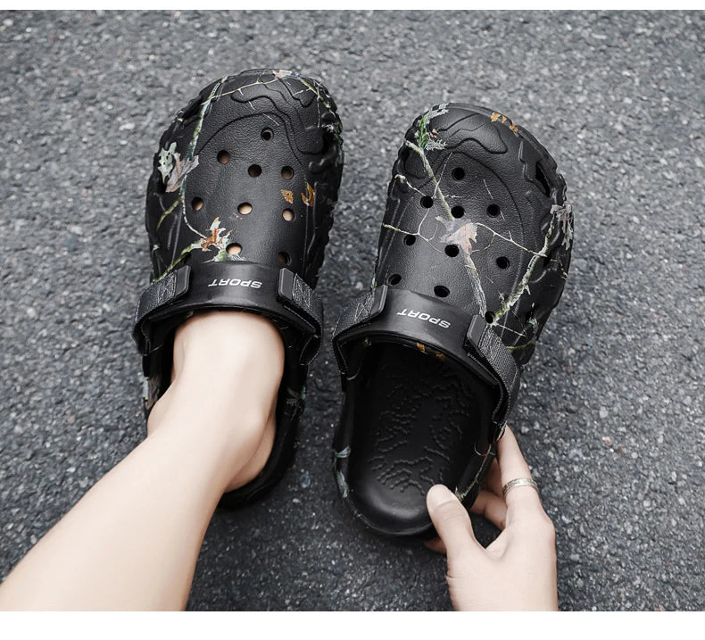 Summer Men Aqua Shoes Slippers EVA Men Outdoor Water Clogs Male Beach Shoes Fashion Water Shoes Luxury Sandals Comfort Home