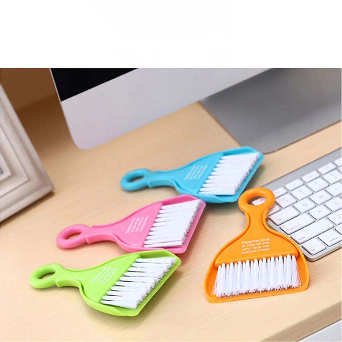1 set Mini cleaning brush and dustpan set, desktop cleaning brush, cleaning tools 