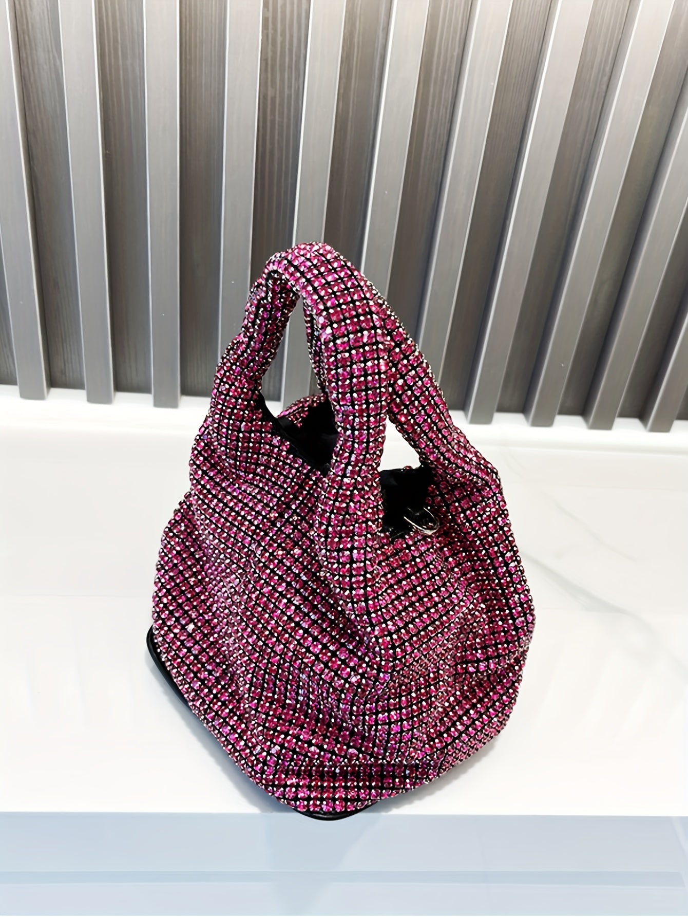 Luxurious Mini Rhinestone Bucket Handbag - Bling-Bling Evening Purse with Chain Strap, Fashionable, Spacious Interior, Perfect for Carnival, Mardi Gras, Music Festival, Party, Prom, and Night Out - Trendy, Glamorous, and Dura