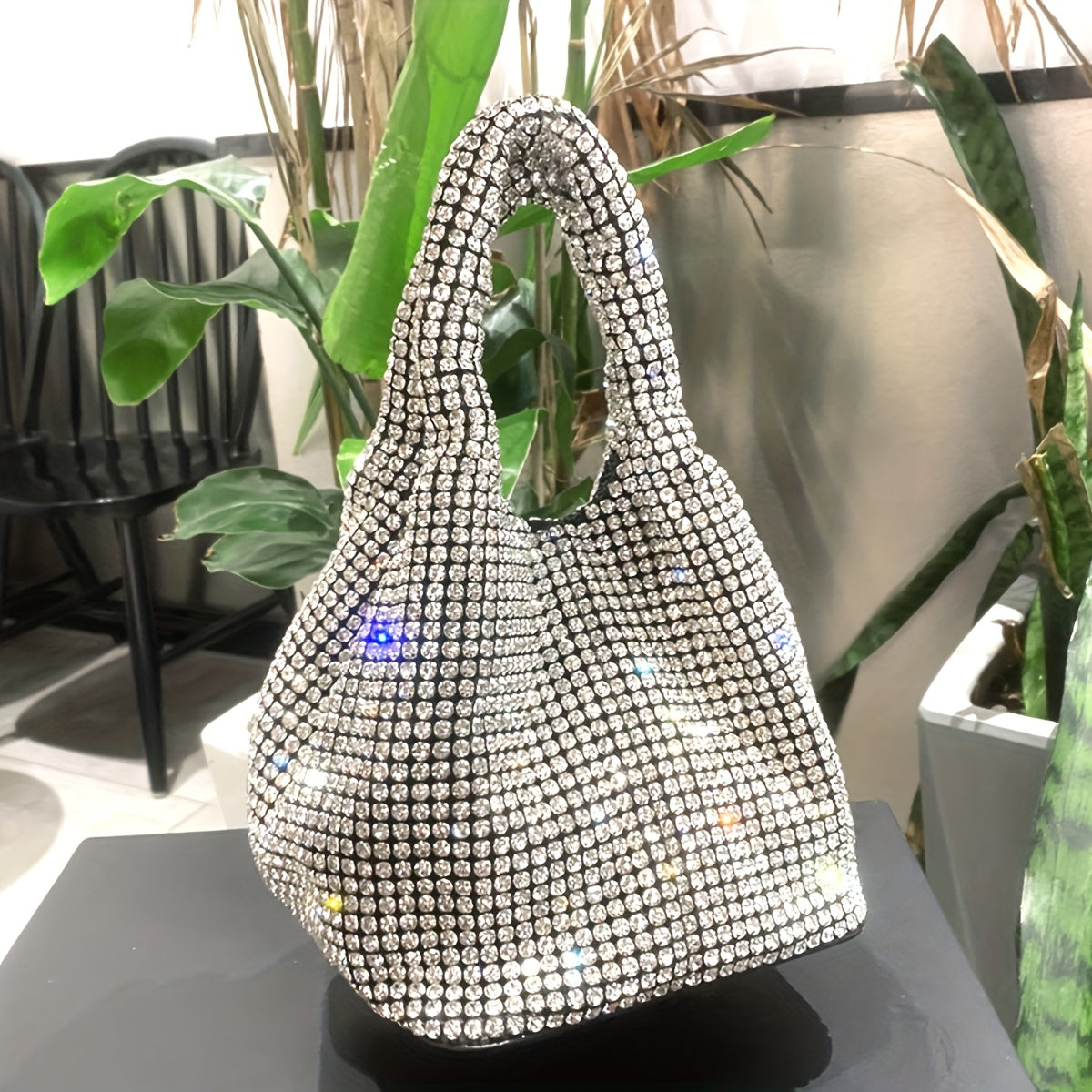 Luxurious Mini Rhinestone Bucket Handbag - Bling-Bling Evening Purse with Chain Strap, Fashionable, Spacious Interior, Perfect for Carnival, Mardi Gras, Music Festival, Party, Prom, and Night Out - Trendy, Glamorous, and Dura