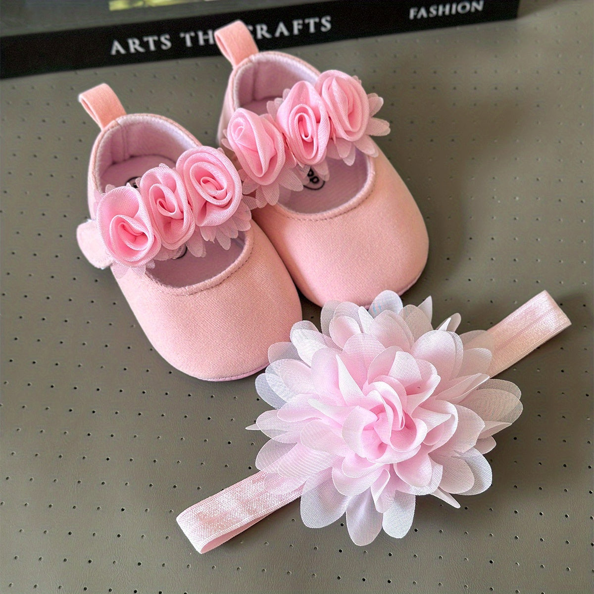 Baby Girls Flower Comfy Non-Slip Crib Shoes For First Walkers Newborn Infant, Spring And Summer