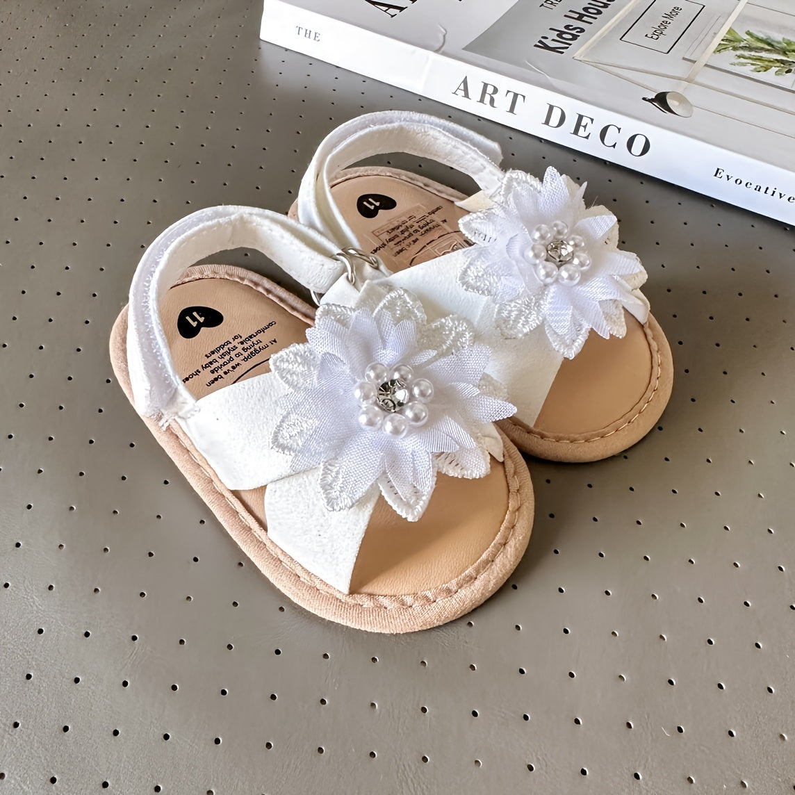 Baby Girls Flower Hook And Loop Sandals, Lightweight Non-Slip Comfy Walking Shoes For Newborn Infant, Summer
