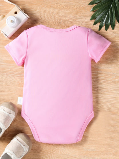 My Great Aunt Loves Me" Letter Print Newborn Baby Romper with Short Sleeves and Cute Onesie for Kids, Perfect for Outdoor