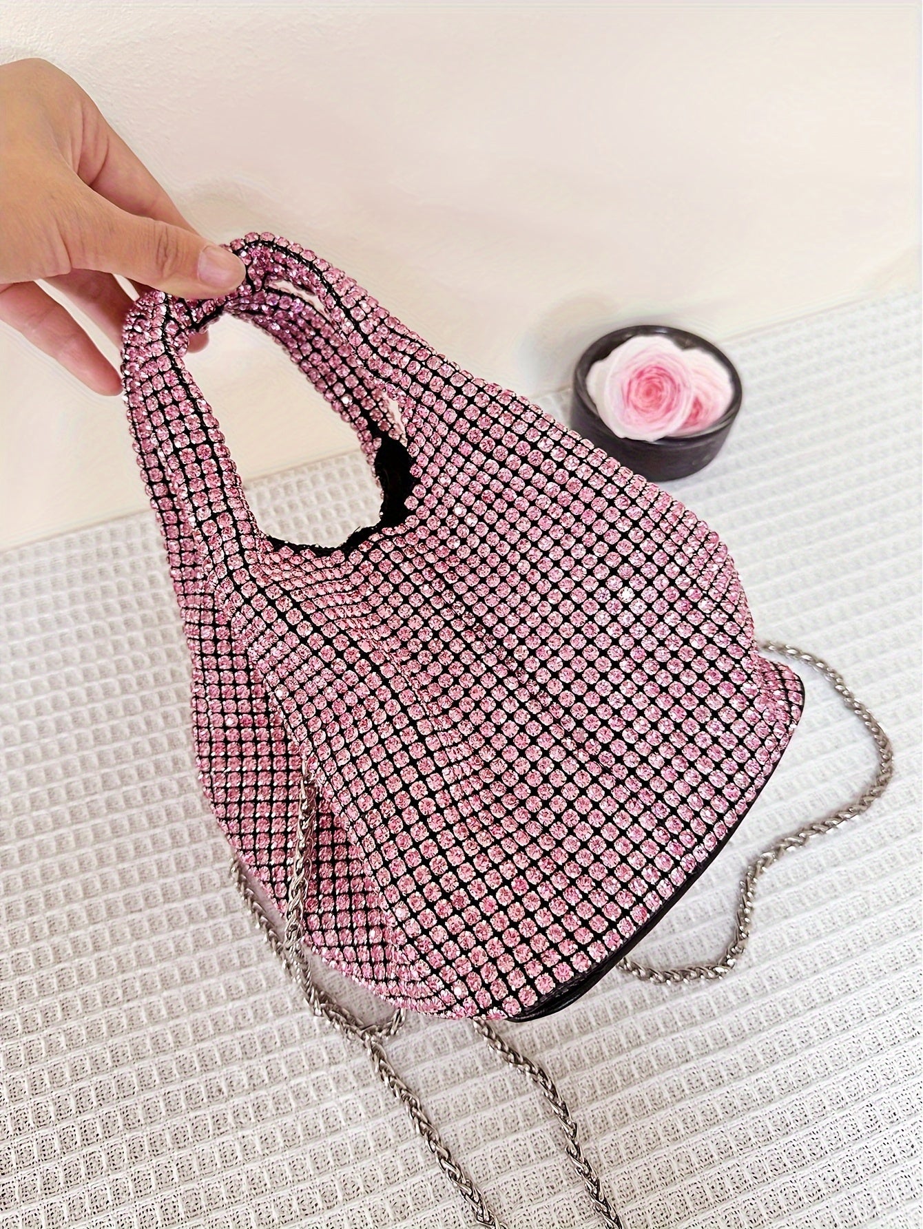 Luxurious Mini Rhinestone Bucket Handbag - Bling-Bling Evening Purse with Chain Strap, Fashionable, Spacious Interior, Perfect for Carnival, Mardi Gras, Music Festival, Party, Prom, and Night Out - Trendy, Glamorous, and Dura