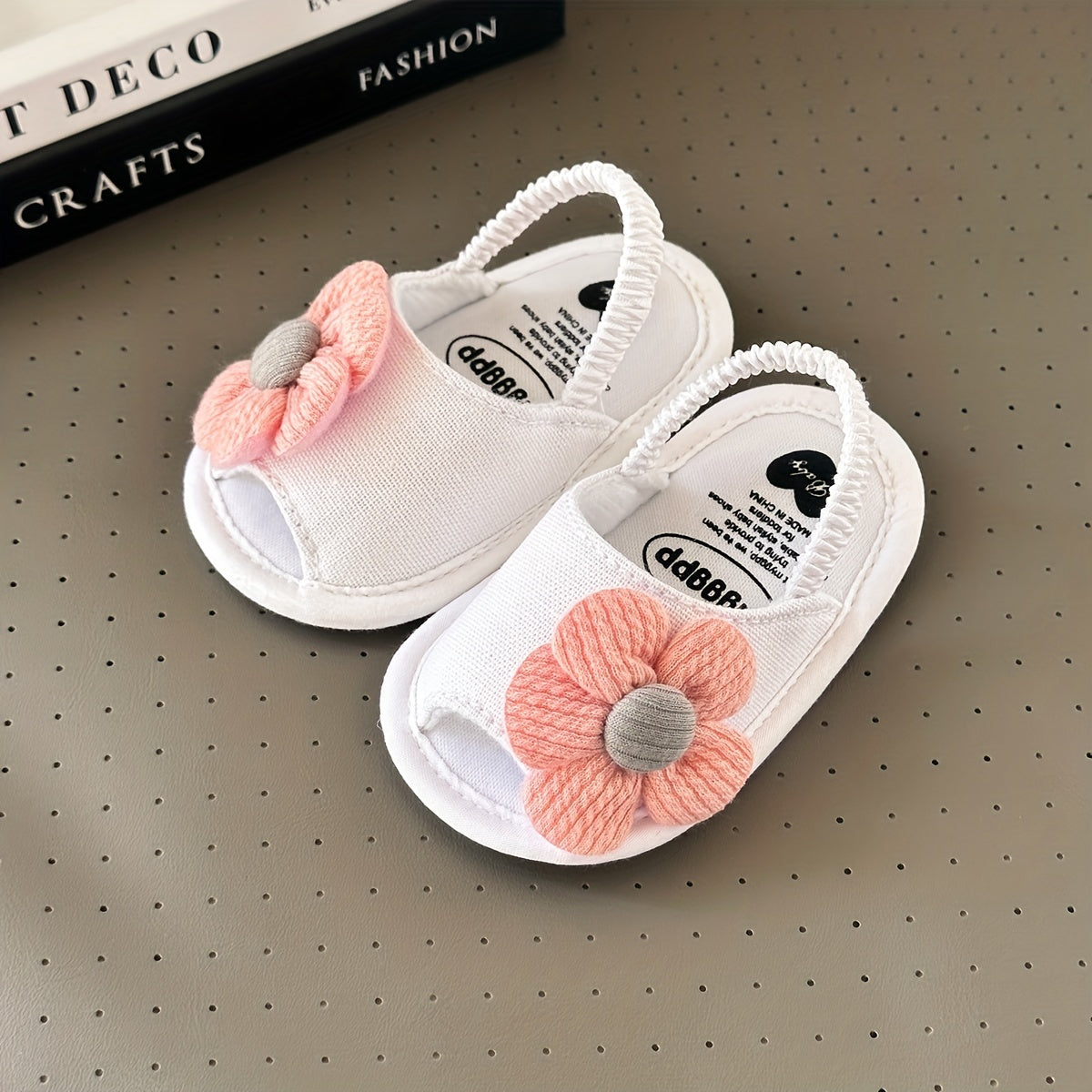 Baby Girls Flower Hook And Loop Sandals, Lightweight Non-Slip Comfy Walking Shoes For Newborn Infant, Summer