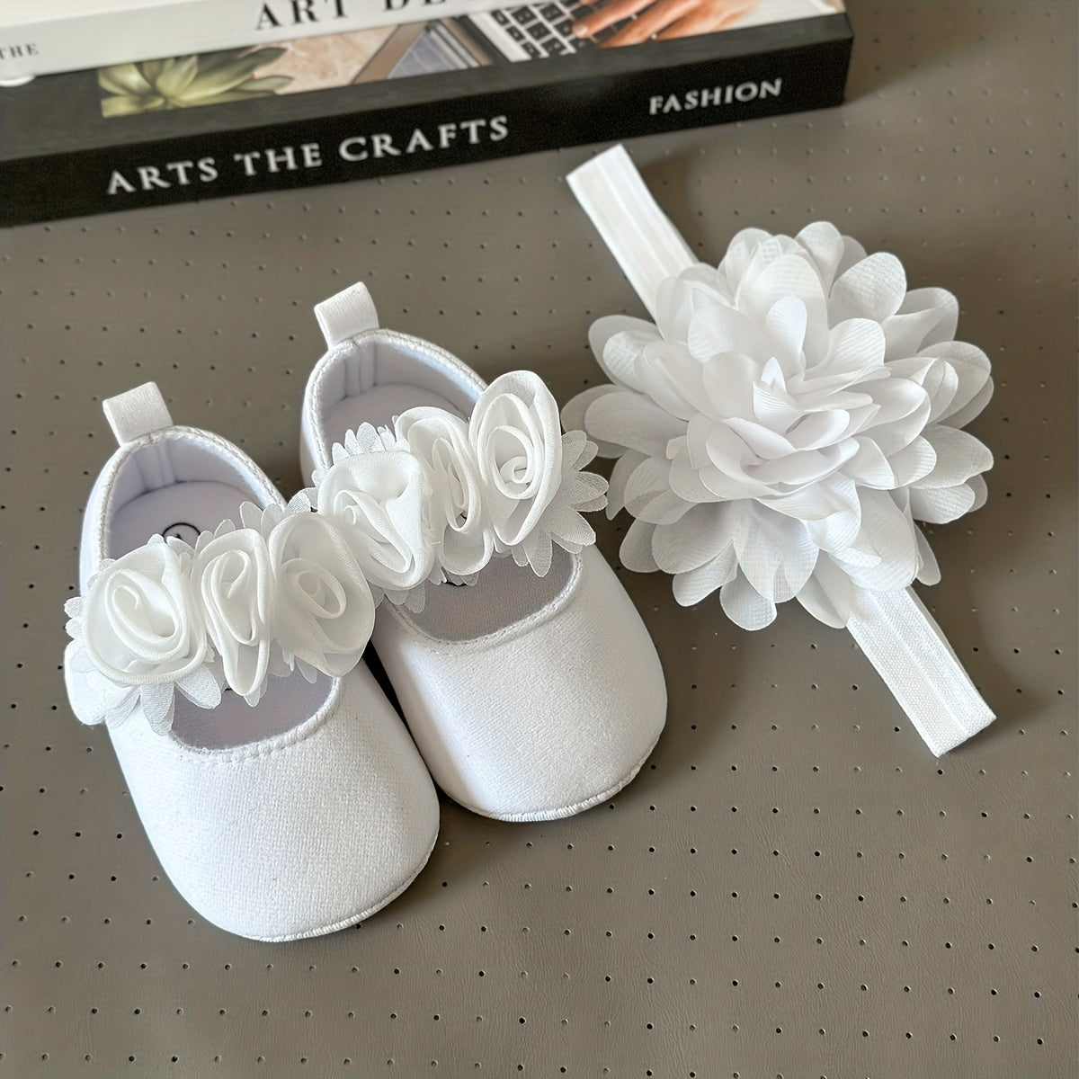 Baby Girls Flower Comfy Non-Slip Crib Shoes For First Walkers Newborn Infant, Spring And Summer