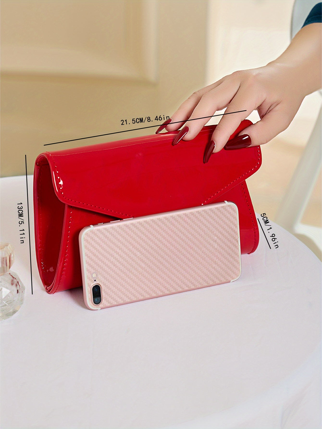 Shiny Chic Metal Chain Envelope Clutch - Durable Textured PU Leather Purse for Elegant Evening Events - Perfect for Carnival, Mardi Gras, Weddings, and Music Festivals - A Fashion-Forward, Versatile Accessory