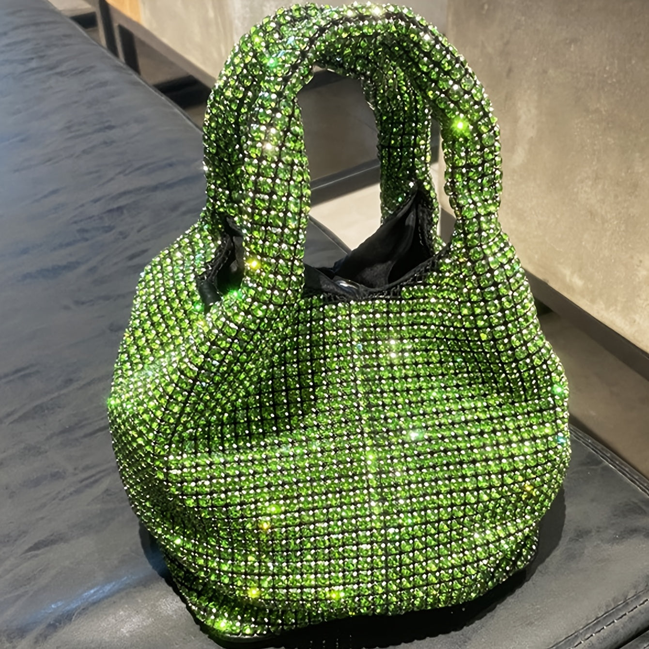 Luxurious Mini Rhinestone Bucket Handbag - Bling-Bling Evening Purse with Chain Strap, Fashionable, Spacious Interior, Perfect for Carnival, Mardi Gras, Music Festival, Party, Prom, and Night Out - Trendy, Glamorous, and Dura
