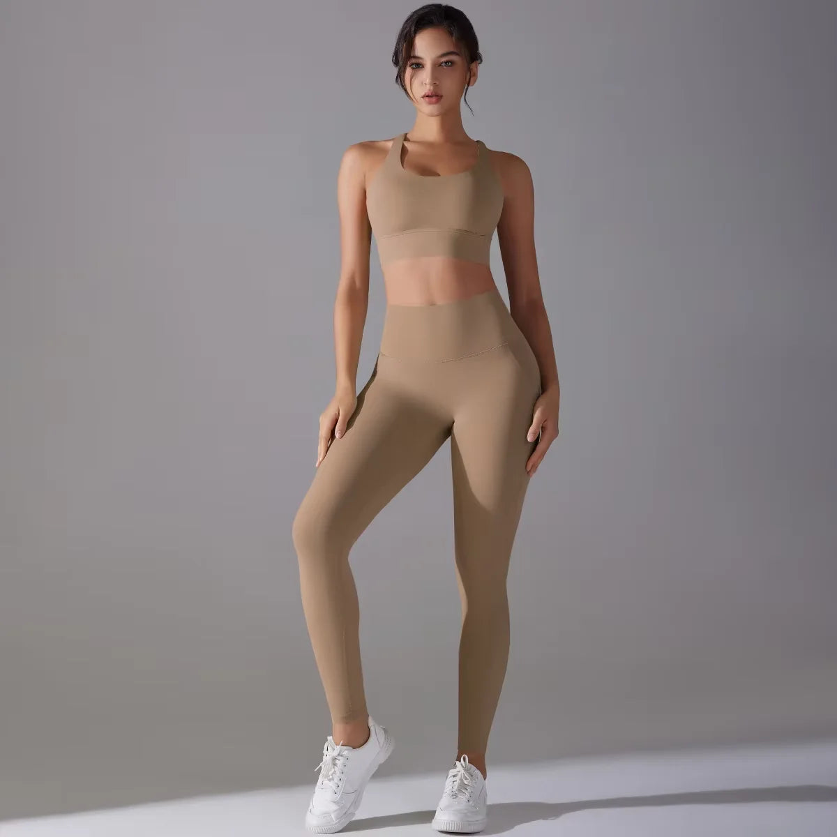Women's Seamless Yoga Set for Fitness Sports Gym Workout Clothing with Solid Pattern Front Logo-Top and Sportswear Suit