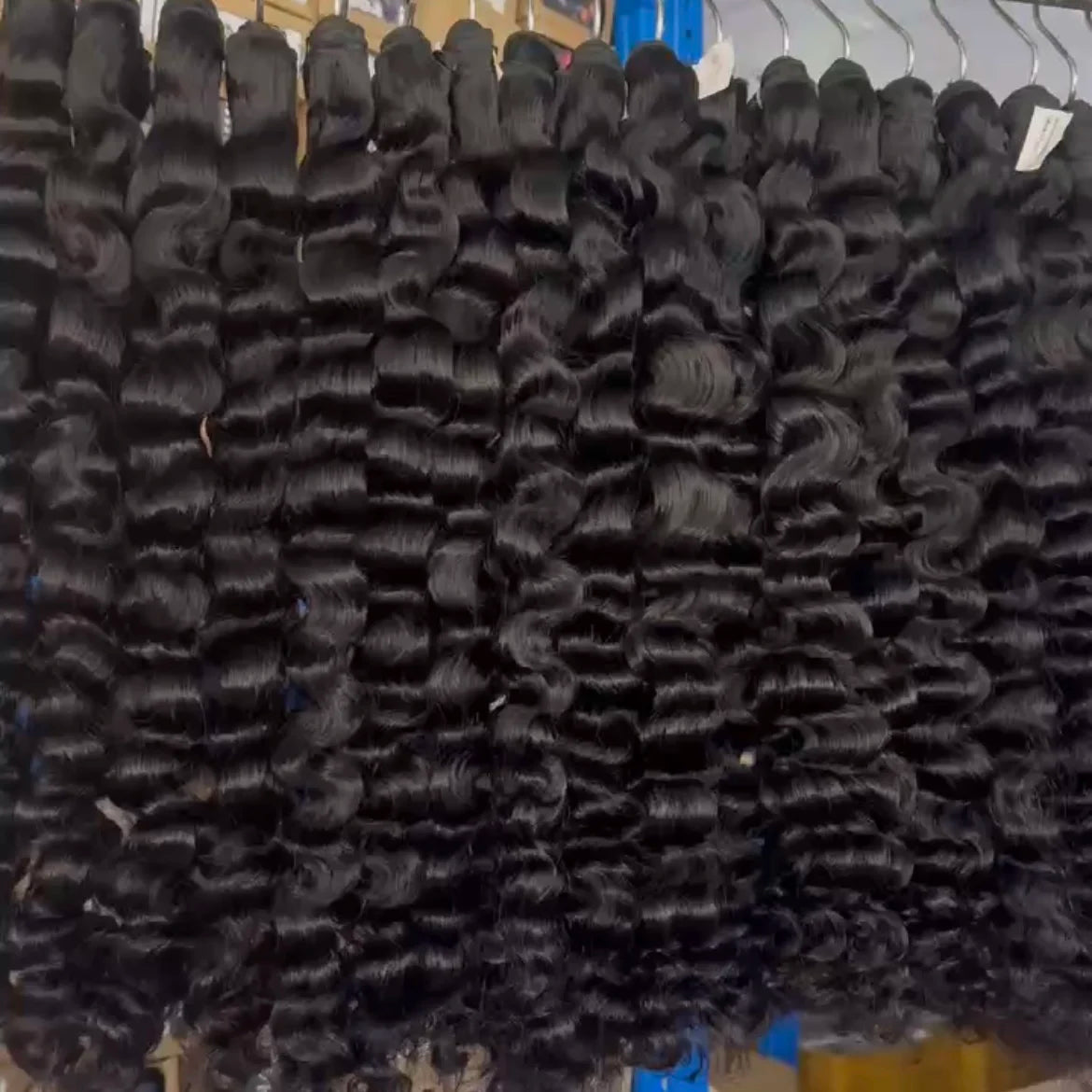 Wholesale Raw Vietnamese Human Hair Extension Raw Virgin Hair Burmese Curl