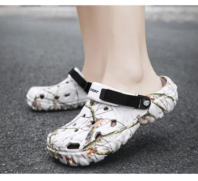 Summer Men Aqua Shoes Slippers EVA Men Outdoor Water Clogs Male Beach Shoes Fashion Water Shoes Luxury Sandals Comfort Home