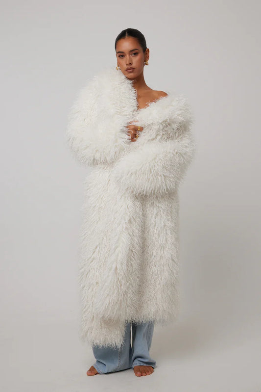 Women'S Elegant Long Faux Fur Coat -  Casual & Comfortable with Pockets, Perfect for Fall/Winter Outdoor Wear, Stylish Long Coat