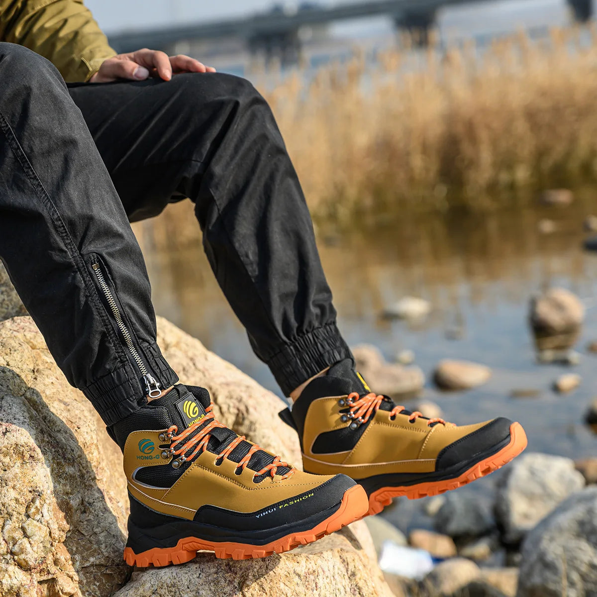 Indestructible Work Boots MEN'S AND WOMEN'S Style Waterproof Work Sports Shoes Steel Toe Boots Anti-puncture Protective Shoes