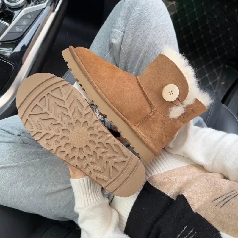 One button low cut, high-end quality 2-in-1 genuine leather, real wool, sheepskin fashionable and warm chestnut thick snow boots