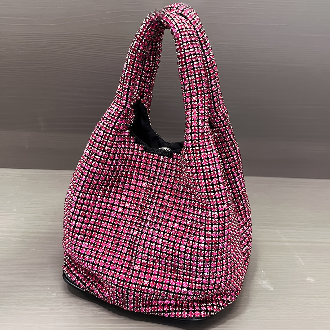 Luxurious Mini Rhinestone Bucket Handbag - Bling-Bling Evening Purse with Chain Strap, Fashionable, Spacious Interior, Perfect for Carnival, Mardi Gras, Music Festival, Party, Prom, and Night Out - Trendy, Glamorous, and Dura