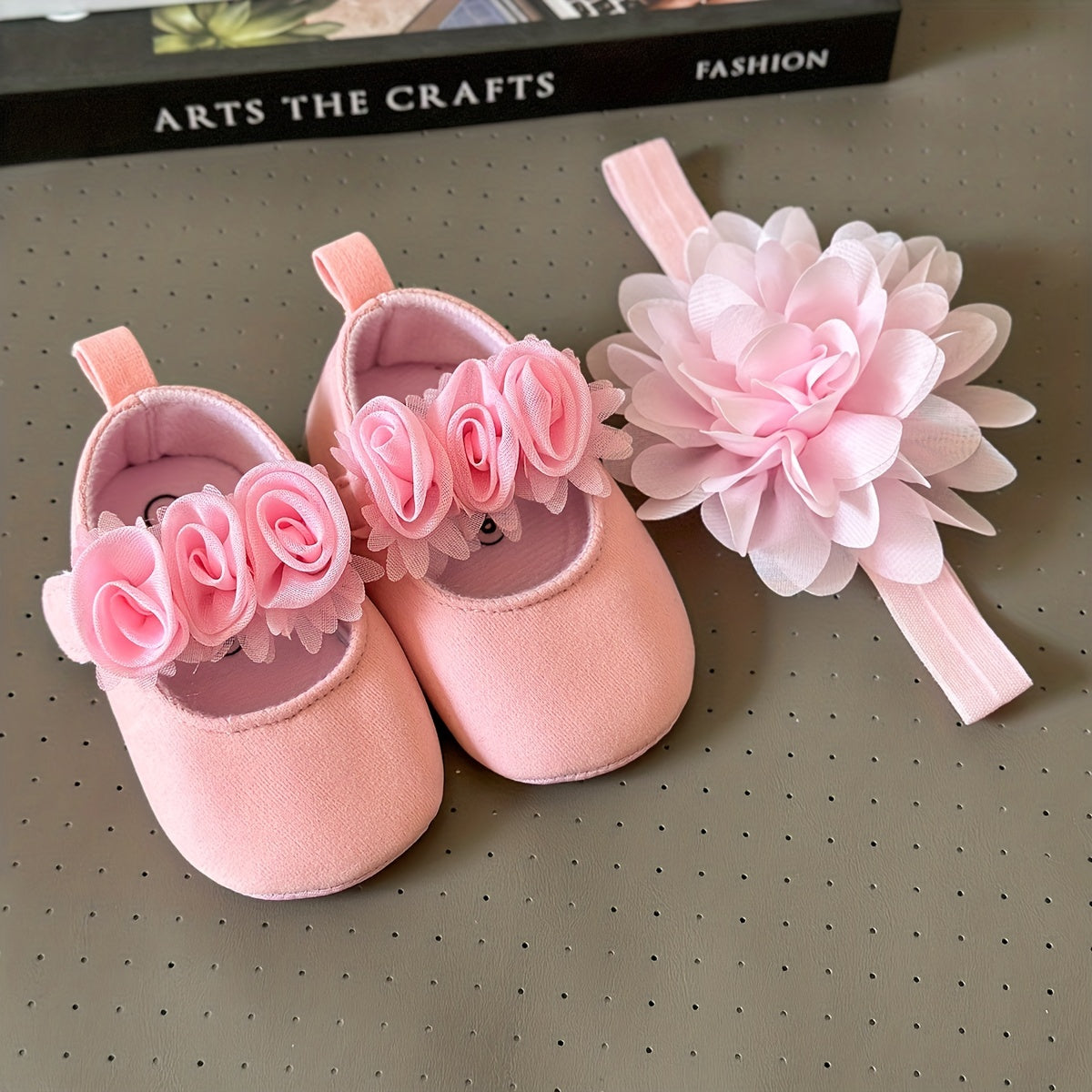 Baby Girls Flower Comfy Non-Slip Crib Shoes For First Walkers Newborn Infant, Spring And Summer