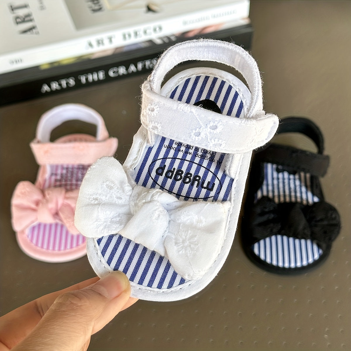 Baby Girls Flower Hook And Loop Sandals, Lightweight Non-Slip Comfy Walking Shoes For Newborn Infant, Summer